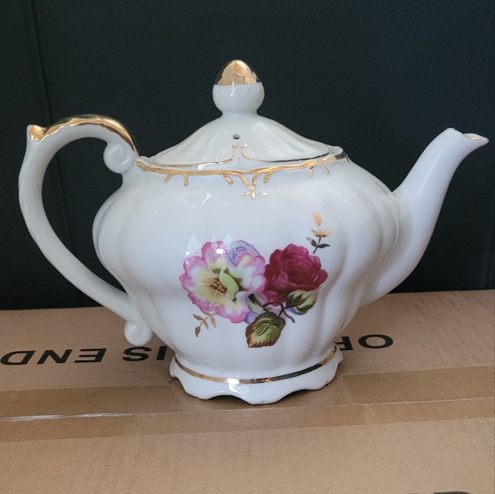 Japanese Teapot with music box